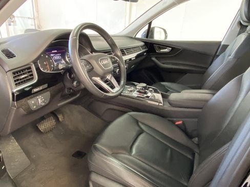 Used 2019 Audi Q7 3.0T Premium w/ Convenience Package AWD/4WD image 24