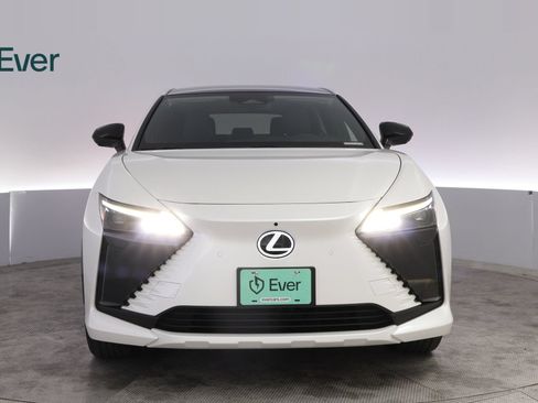 Used 2024 Lexus RZ 300e Premium FWD image 12