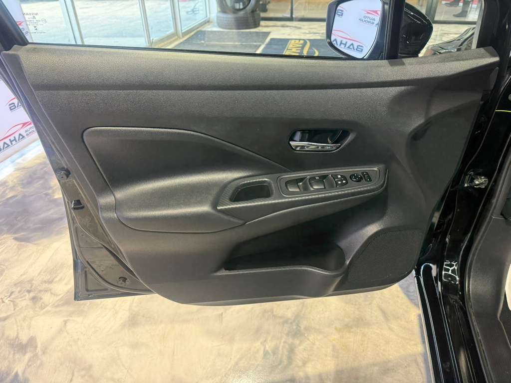 Used 2025 Nissan Versa SV FWD image 26