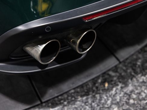 Used 2018 Ferrari GTC4Lusso AWD/4WD image 22