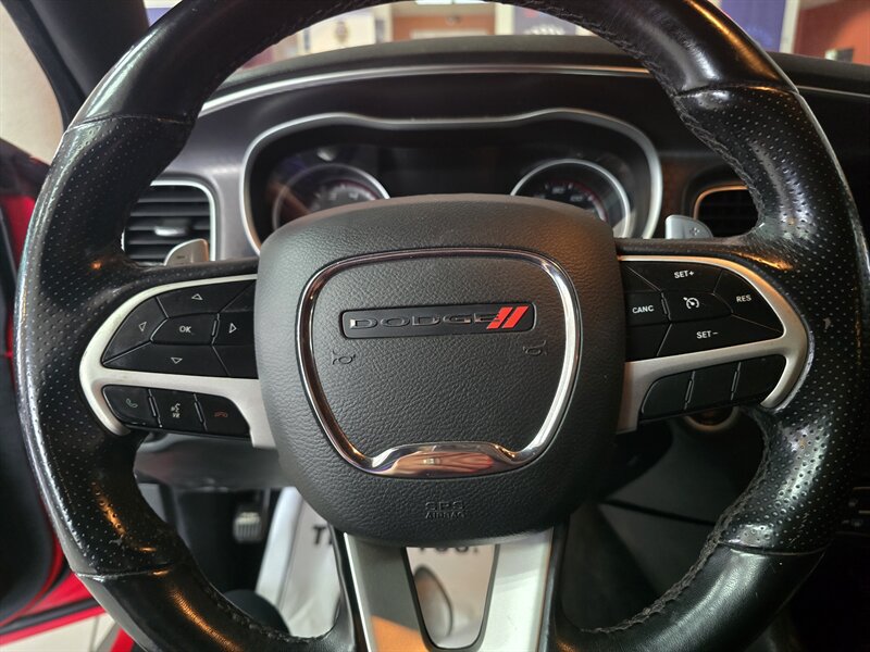 Used 2018 Dodge Charger R/T RWD image 29