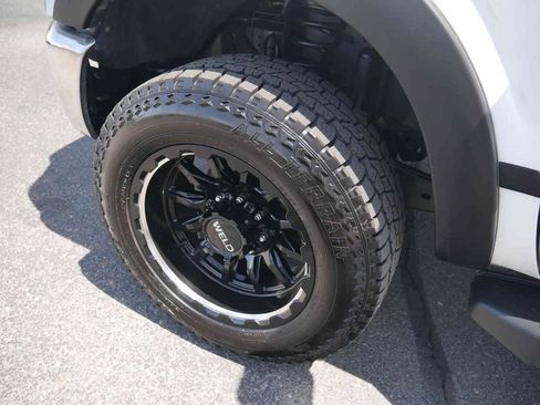 Used 2012 Ford F250 XLT AWD/4WD image 9