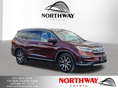 Used 2020 Honda Pilot Touring image 1