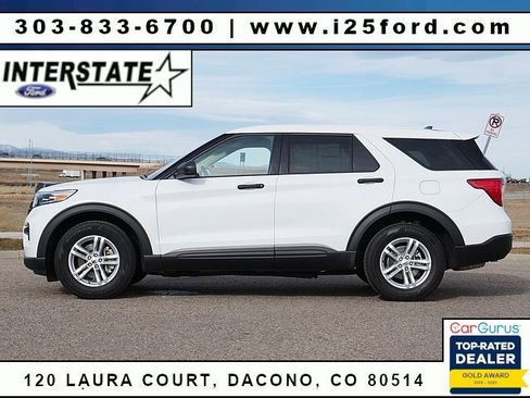 Used 2023 Ford Explorer 4WD image 2