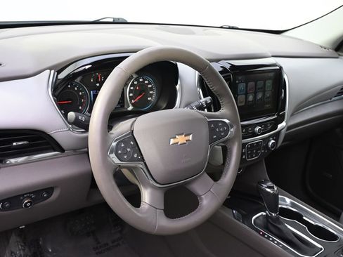 Used 2018 Chevrolet Traverse Premier w/ LPO, Floor Liner Package AWD/4WD image 11