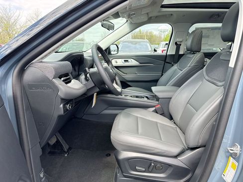 New 2026 Ford Explorer Active AWD/4WD image 21