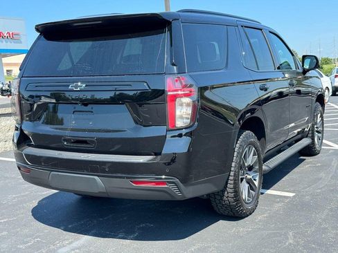 Used 2023 Chevrolet Tahoe Z71 w/ Luxury Package AWD/4WD image 3