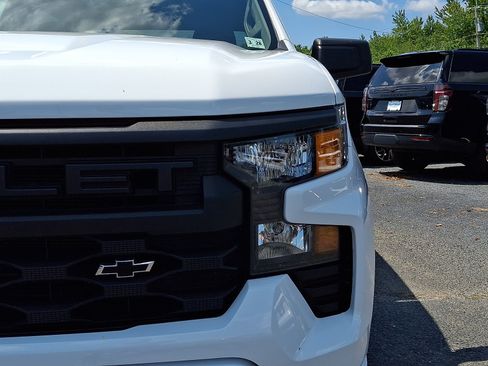Certified 2023 Chevrolet Silverado 1500 Custom w/ LPO, Dark Essentials Package AWD/4WD image 10