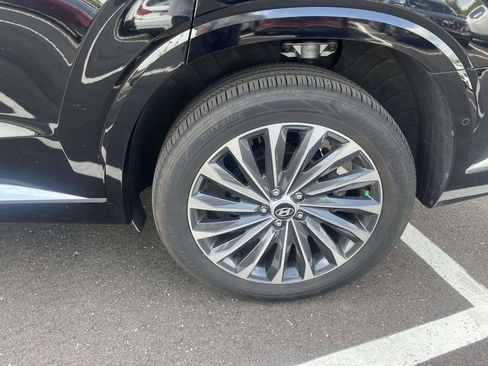 Certified 2024 Hyundai Palisade Calligraphy AWD/4WD image 9