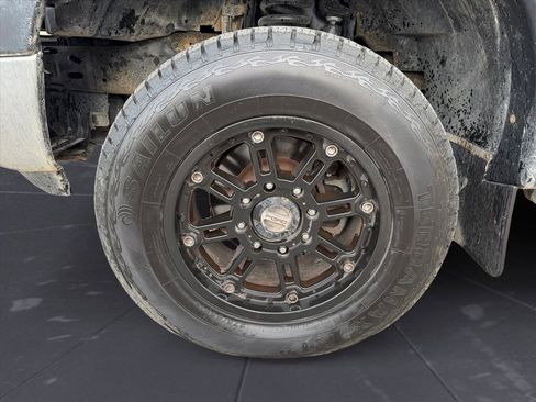 Used 2005 Ford F250 XL image 10