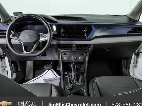 Used 2022 Volkswagen Taos SE AWD/4WD image 17