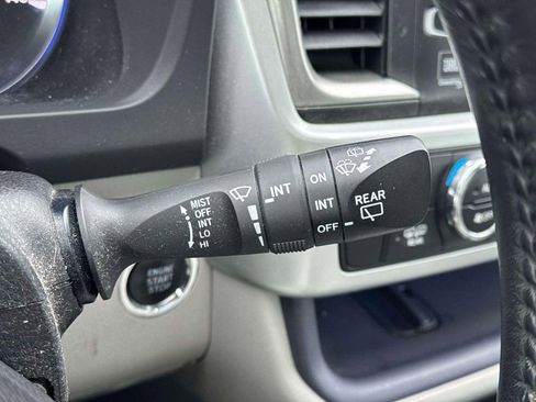 Used 2015 Toyota Highlander Limited Platinum image 27