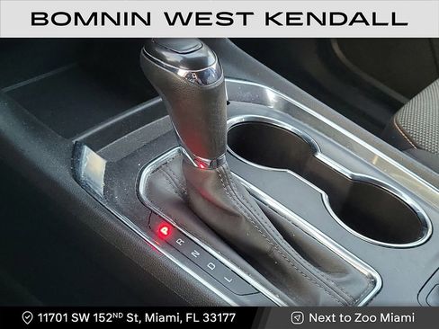 Used 2020 Chevrolet Traverse LS image 23