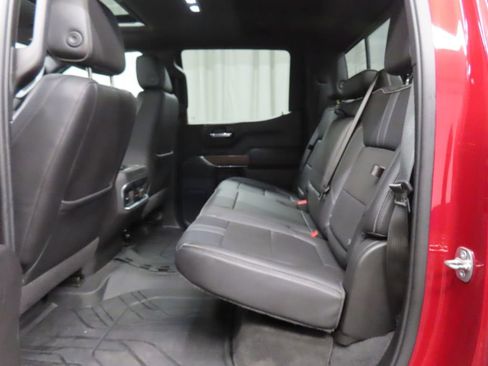 Used 2022 Chevrolet Silverado 1500 High Country w/ Technology Package image 13