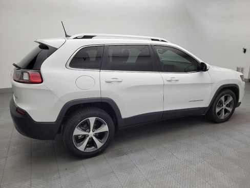 Used 2019 Jeep Cherokee Limited FWD image 10