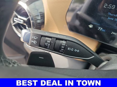 New 2026 Chevrolet Equinox ACTIV w/ Convenience Package III AWD/4WD image 27
