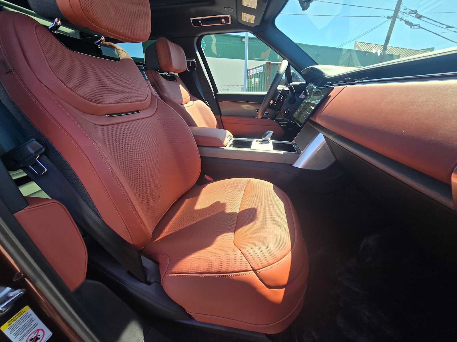 New 2026 Land Rover Range Rover SV AWD/4WD image 10