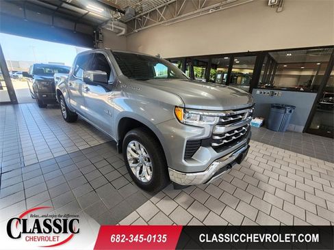 Used 2025 Chevrolet Silverado 1500 LTZ w/ Technology Package AWD/4WD image 1