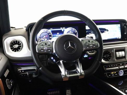 Used 2022 Mercedes-Benz G 63 AMG 4MATIC w/ G Manufaktur Interior Package image 21