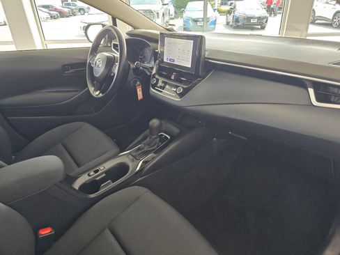 Used 2024 Toyota Corolla LE FWD image 44