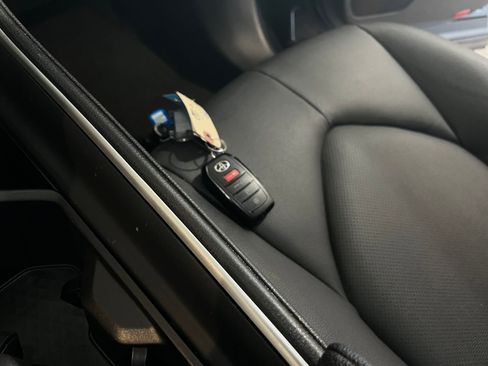 Used 2025 Toyota Grand Highlander FWD image 21