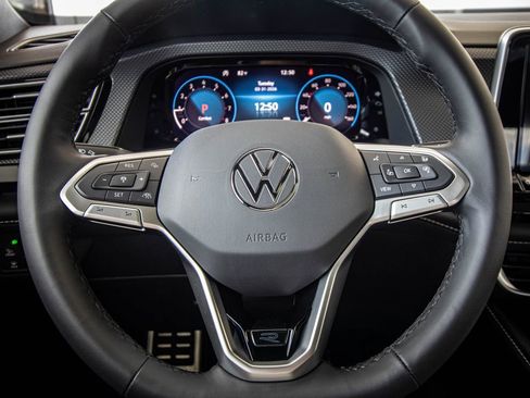New 2026 Volkswagen Atlas Cross Sport SEL Premium R-Line AWD/4WD image 39