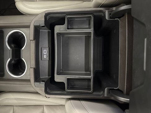 Used 2022 Chevrolet Tahoe Z71 w/ Z71 Off-Road Package image 26