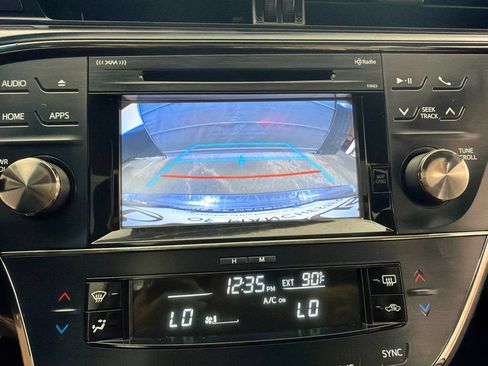 Used 2015 Toyota Avalon XLE Touring FWD image 16