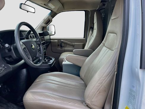 Used 2025 Chevrolet Express 2500 w/ Driver Convenience Package RWD image 19