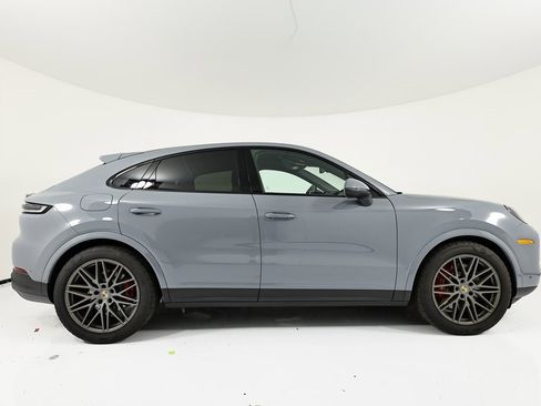 New 2026 Porsche Cayenne S image 8