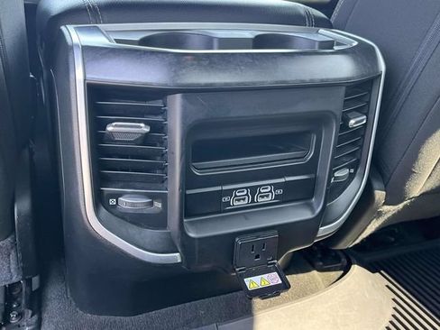 Used 2022 RAM 1500 Big Horn AWD/4WD image 19