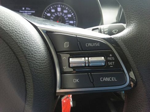 Used 2019 Kia Forte LXS FWD image 24