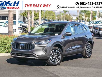 New 2025 Ford Escape SE w/ PHEV Premium Package