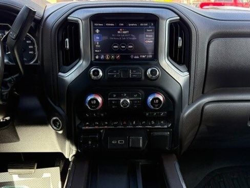 Used 2020 GMC Sierra 1500 Denali w/ Technology Package image 23