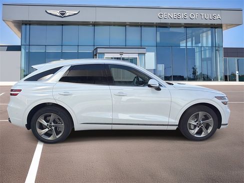 New 2026 Genesis GV70 2.5T Advanced image 9