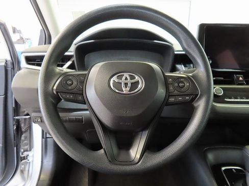 Used 2024 Toyota Corolla LE image 8