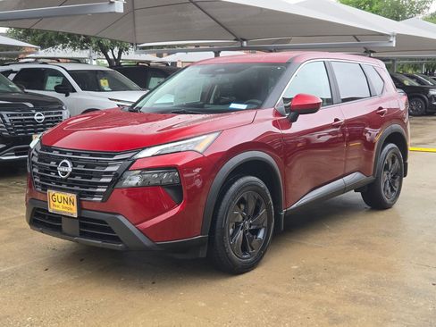 New 2026 Nissan Rogue SV FWD image 7