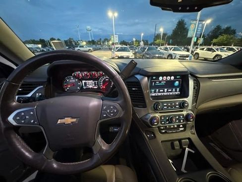 Used 2016 Chevrolet Tahoe LT w/ Luxury Package AWD/4WD image 11