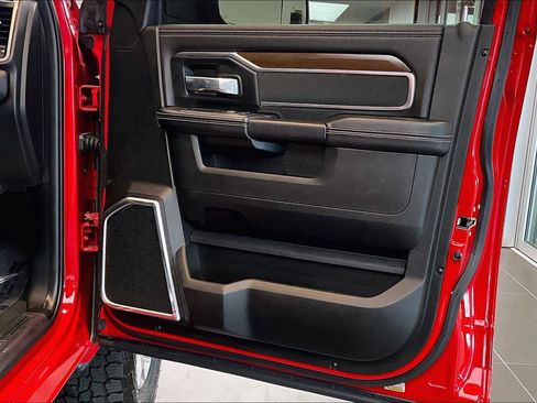 Used 2022 RAM 2500 Laramie image 42