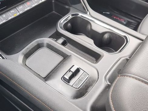 Used 2024 GMC Sierra 2500 AT4 w/ AT4 Premium Plus Package image 18