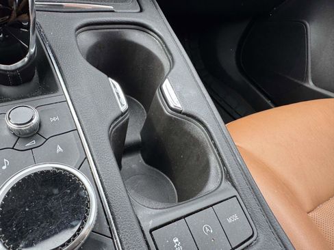 Certified 2022 Cadillac XT4 Premium Luxury w/ Enhanced Visibility Package image 18