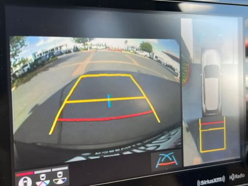 Used 2021 Toyota RAV4 Limited image 23