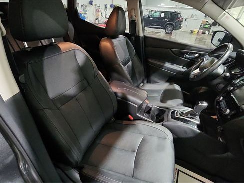 Used 2018 Nissan Rogue Sport SL w/ SL Premium Package image 29