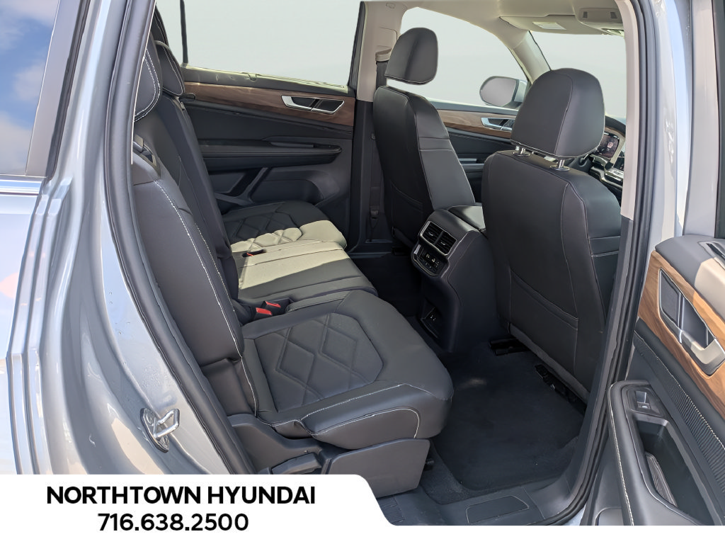 Used 2026 Volkswagen Atlas SE AWD/4WD image 12