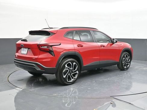 New 2026 Chevrolet Trax RS w/ Sunroof Package image 13