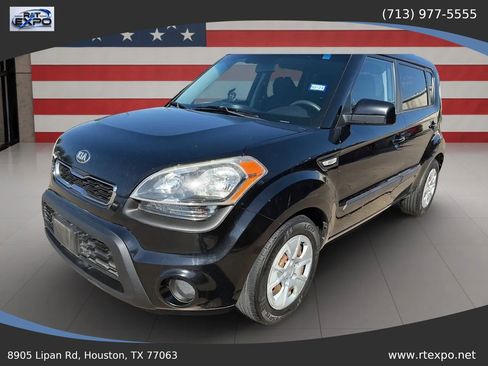 Used 2013 Kia Soul FWD image 14