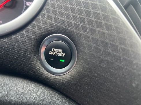 Used 2023 Chevrolet Malibu LT image 34