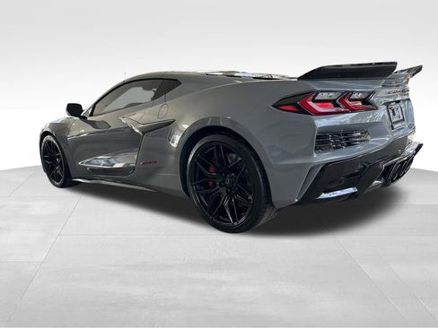 Used 2024 Chevrolet Corvette Z06 image 4