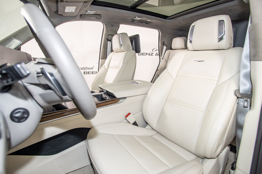 Used 2025 Cadillac Escalade Premium Luxury Platinum w/ LPO, Floor Liner Package AWD/4WD image 14