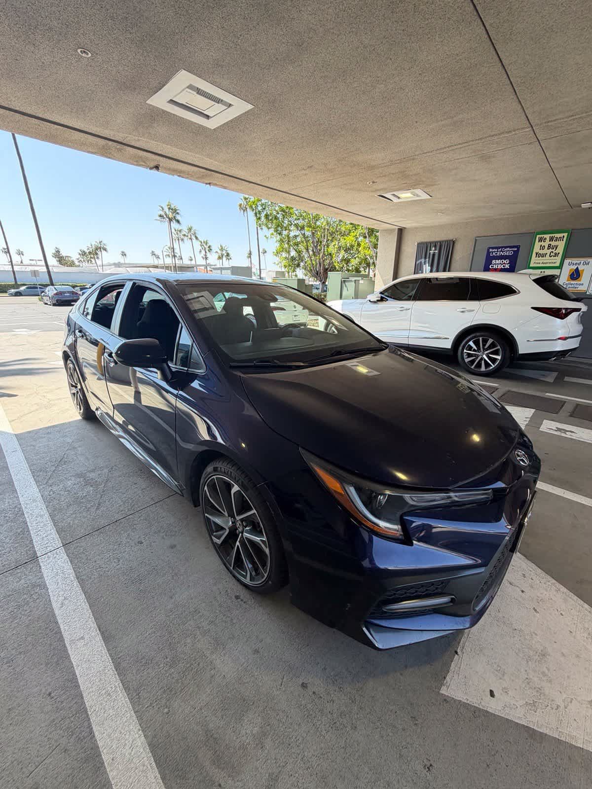 Used 2020 Toyota Corolla SE FWD image 3